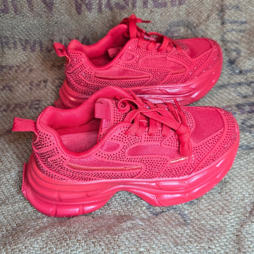 Berness Platform Athletic Shoes NEW Red Sz‎ 6 Women Sneakers Casual Comfort USA